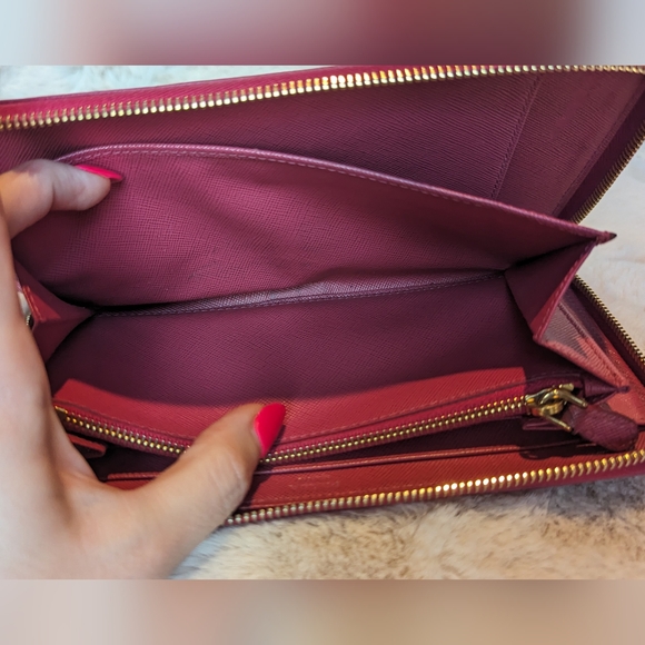 Pink Prada Saffiano Zip Wallet - Picture 4 of 8